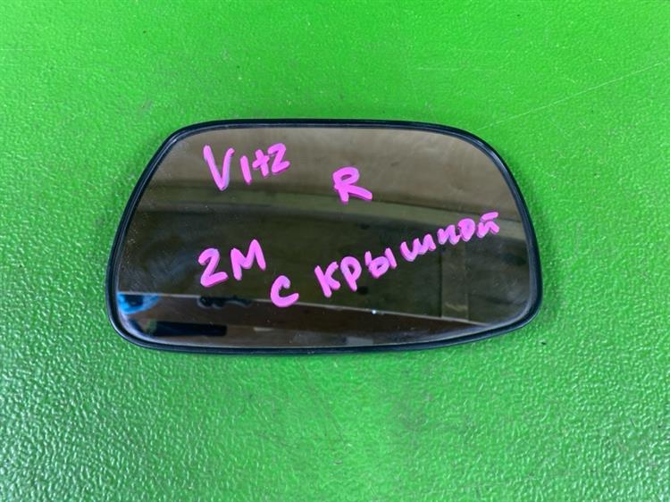 Зеркало Тойота Витц в Усть-Куте 114985