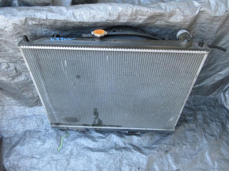 Радиатор основной Мицубиси Паджеро в Усть-Куте 123512