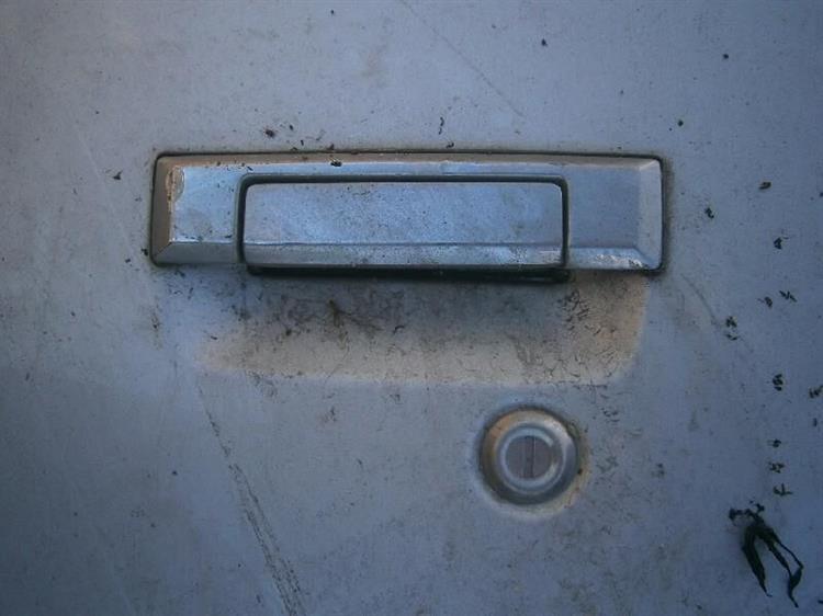 Дверь Тойота Таун Айс в Усть-Куте 15422