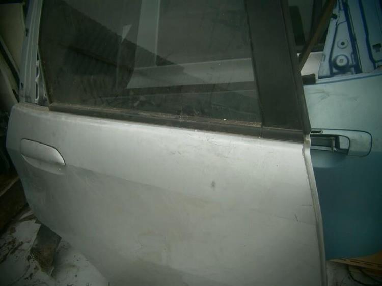 Дверь Хонда Фит в Усть-Куте 76335